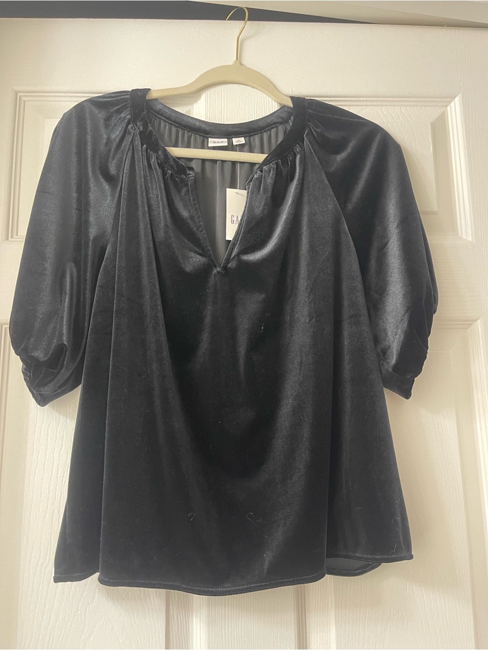 GAP Black Velvet Puff-Sleeve Blouse